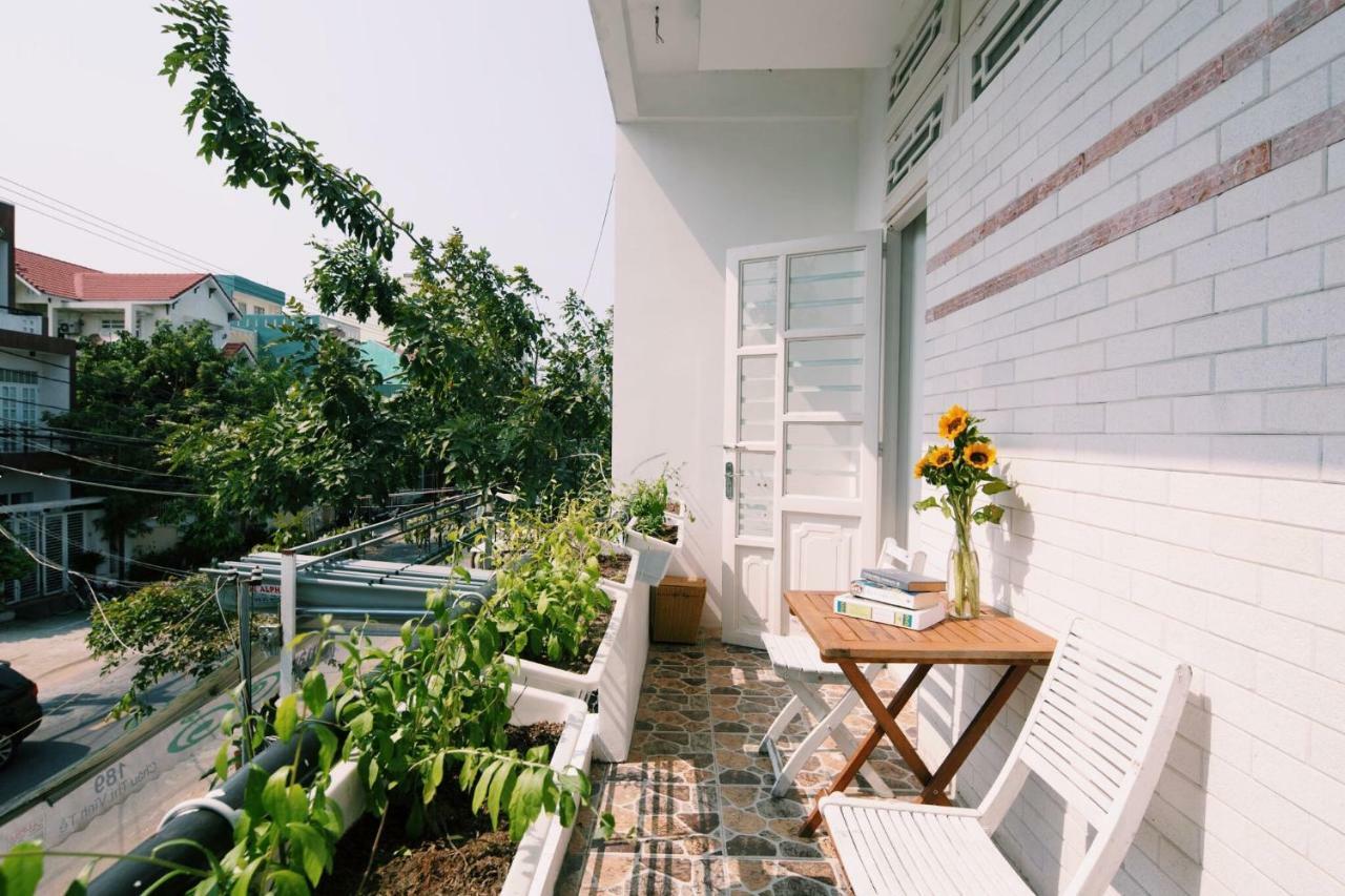 Sky Harbour Hostel Дананг Экстерьер фото